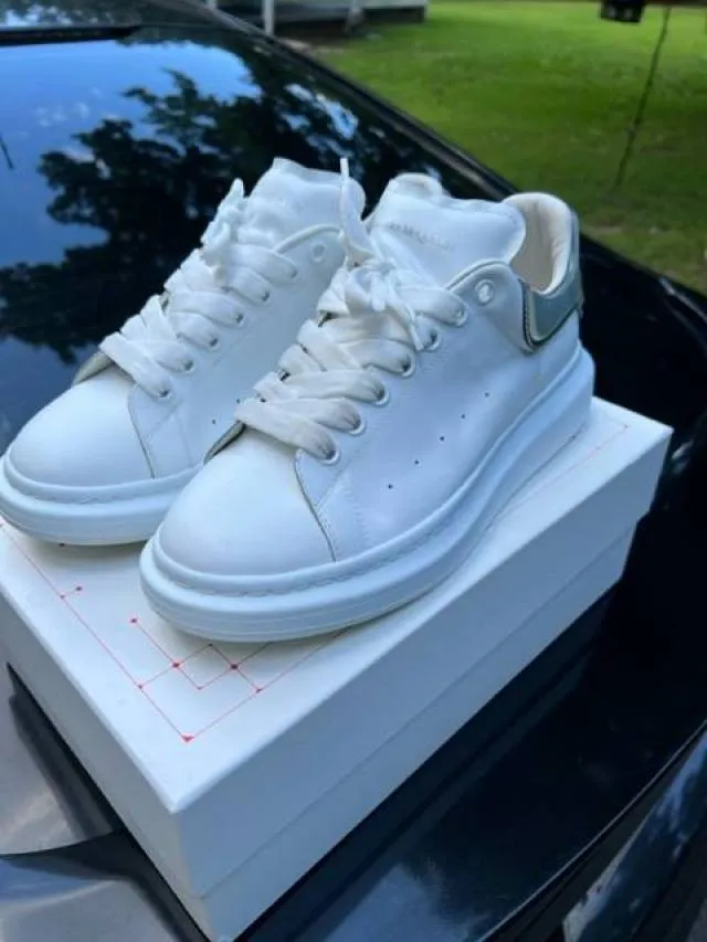 Alexander mcqueen oversized sneaker