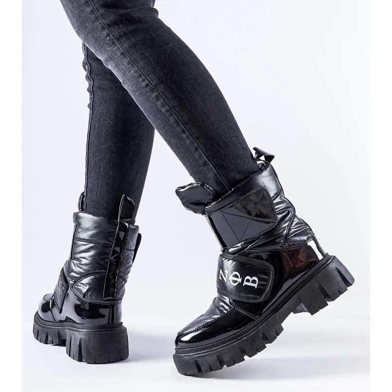 Black Reppert insulated snow boots