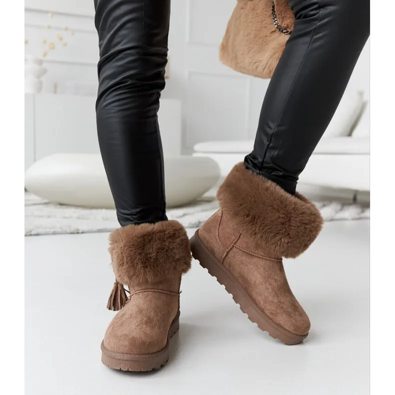 Brown Geradino snow boots lined with fur