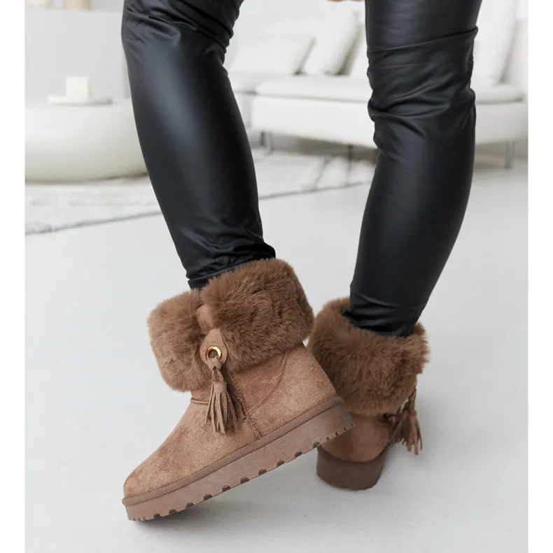 Brown Geradino snow boots lined with fur