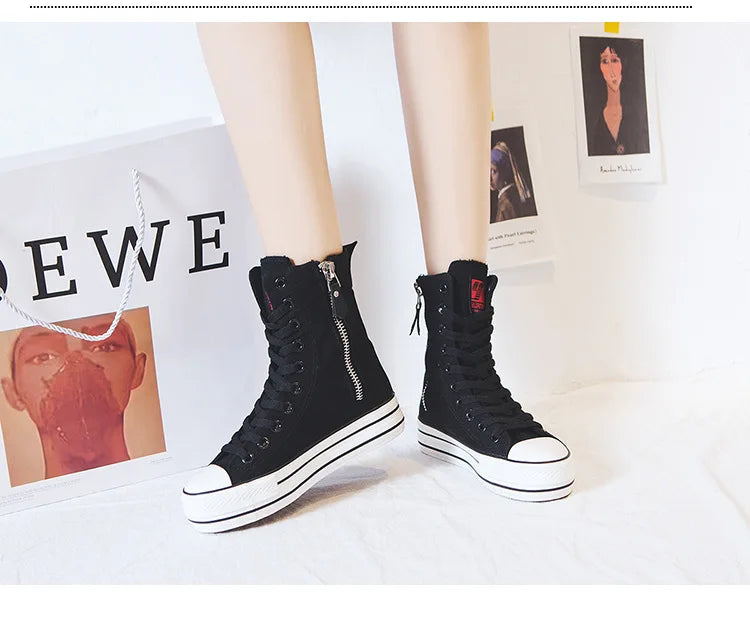 Classic Canvas Sneakers with Metal Decoration for Women - Perfect for Alternative Style