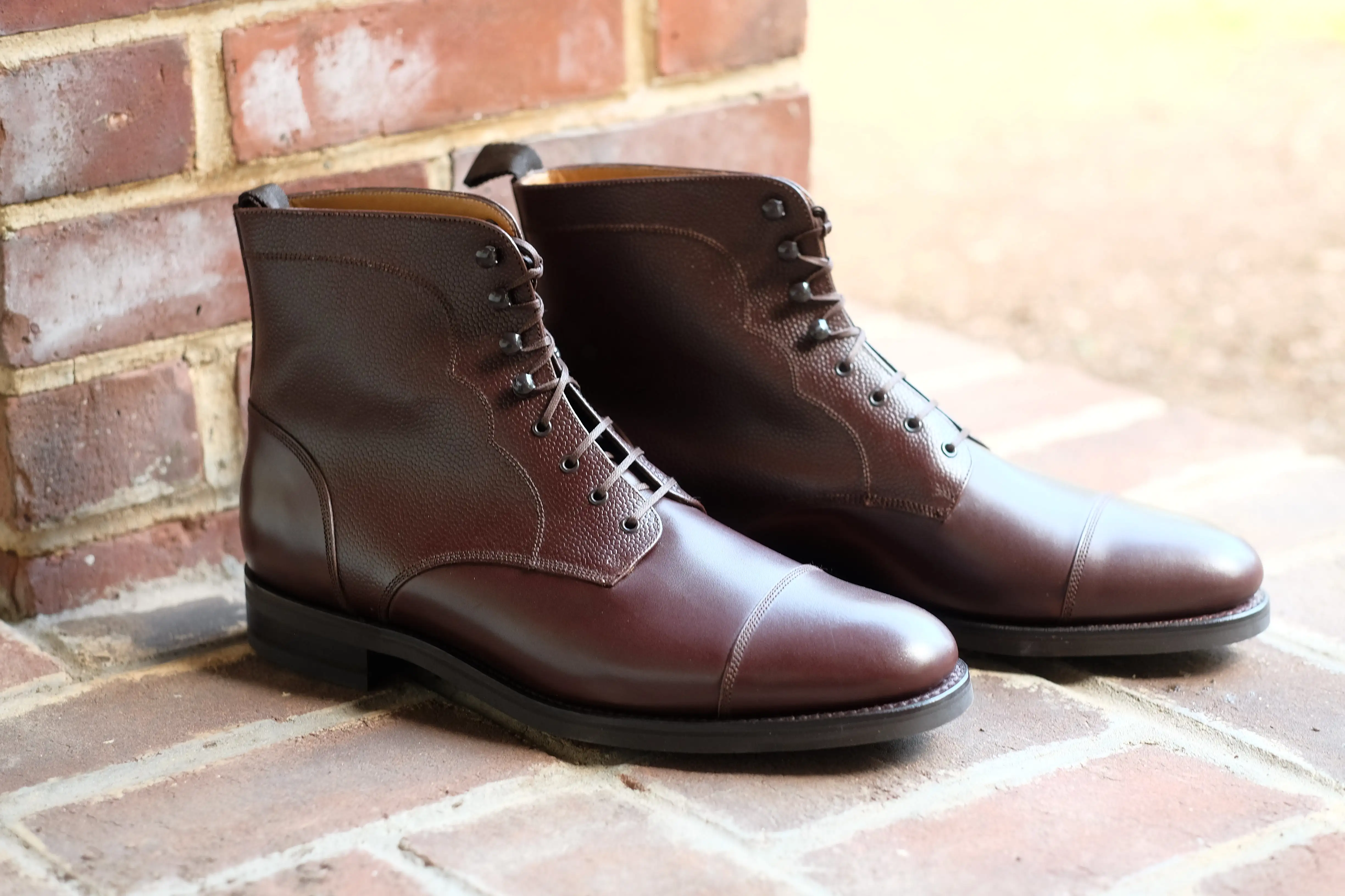 Columbia Redux - Dark Oak Calf / Dark Oak Grain