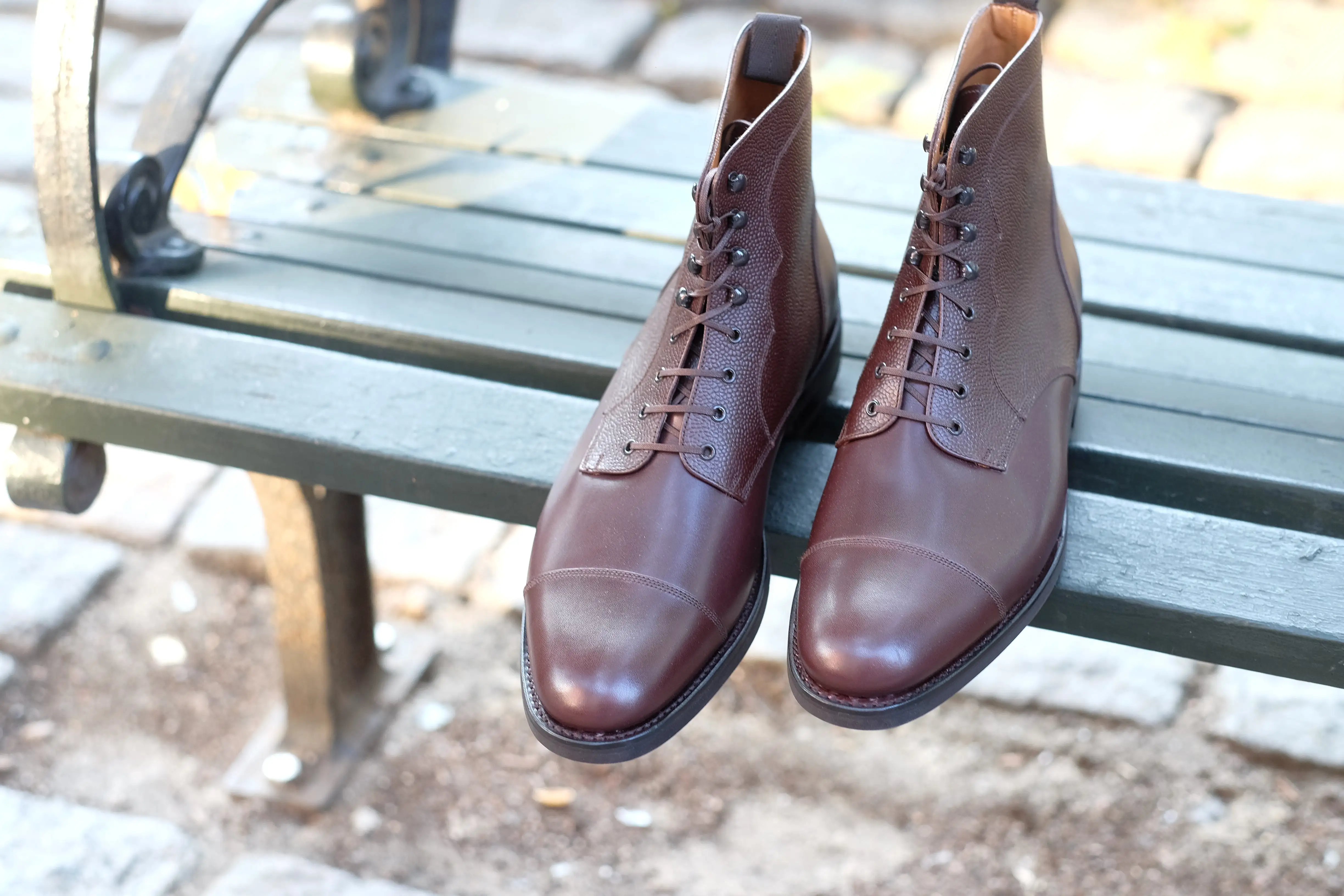 Columbia Redux - Dark Oak Calf / Dark Oak Grain