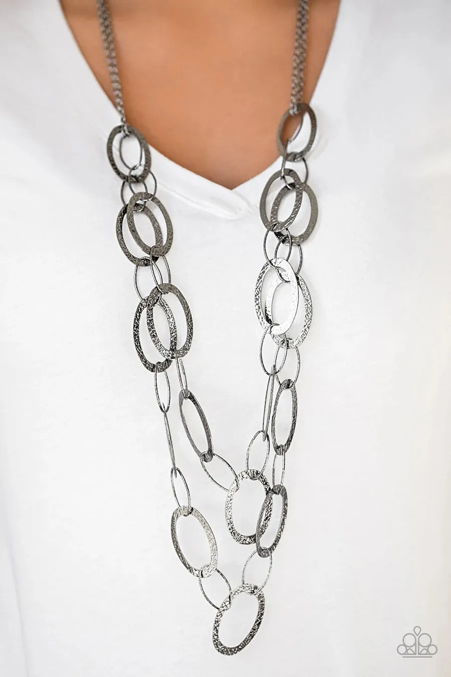 Paparazzi Glimmer Goals - Black Gunmetal - Necklace & Earrings