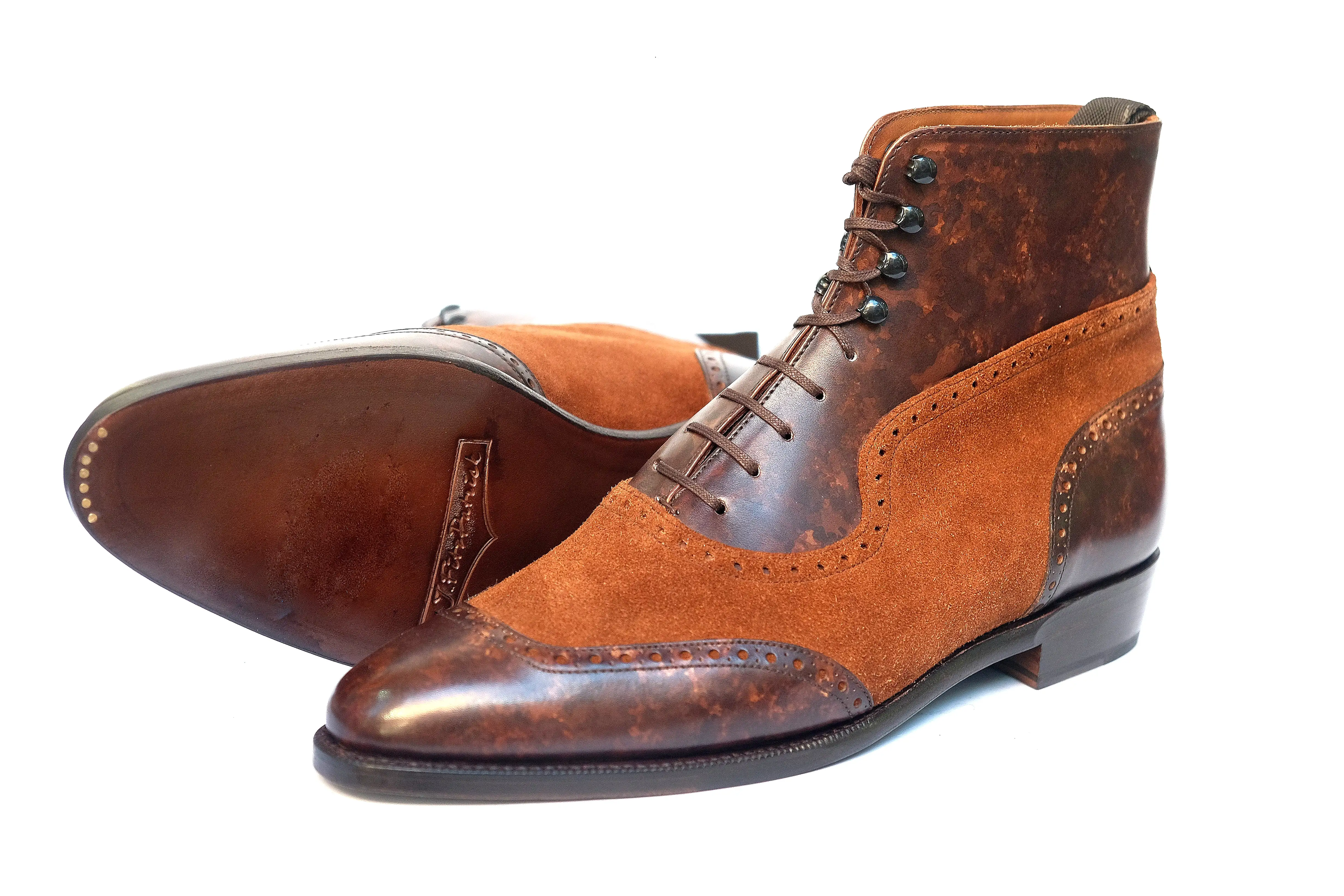 Pinehurst - Dark Brown Marble Patina / Snuff Suede