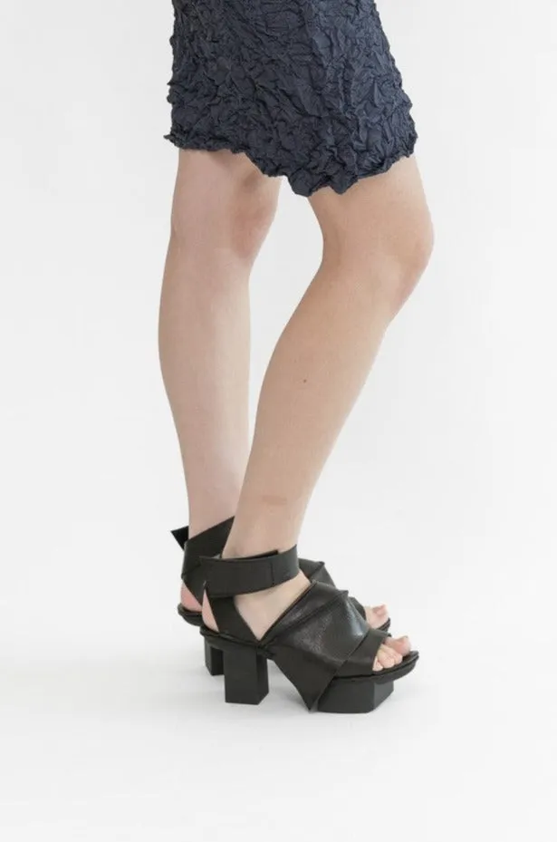 Trippen Vigilant Sandal | Black