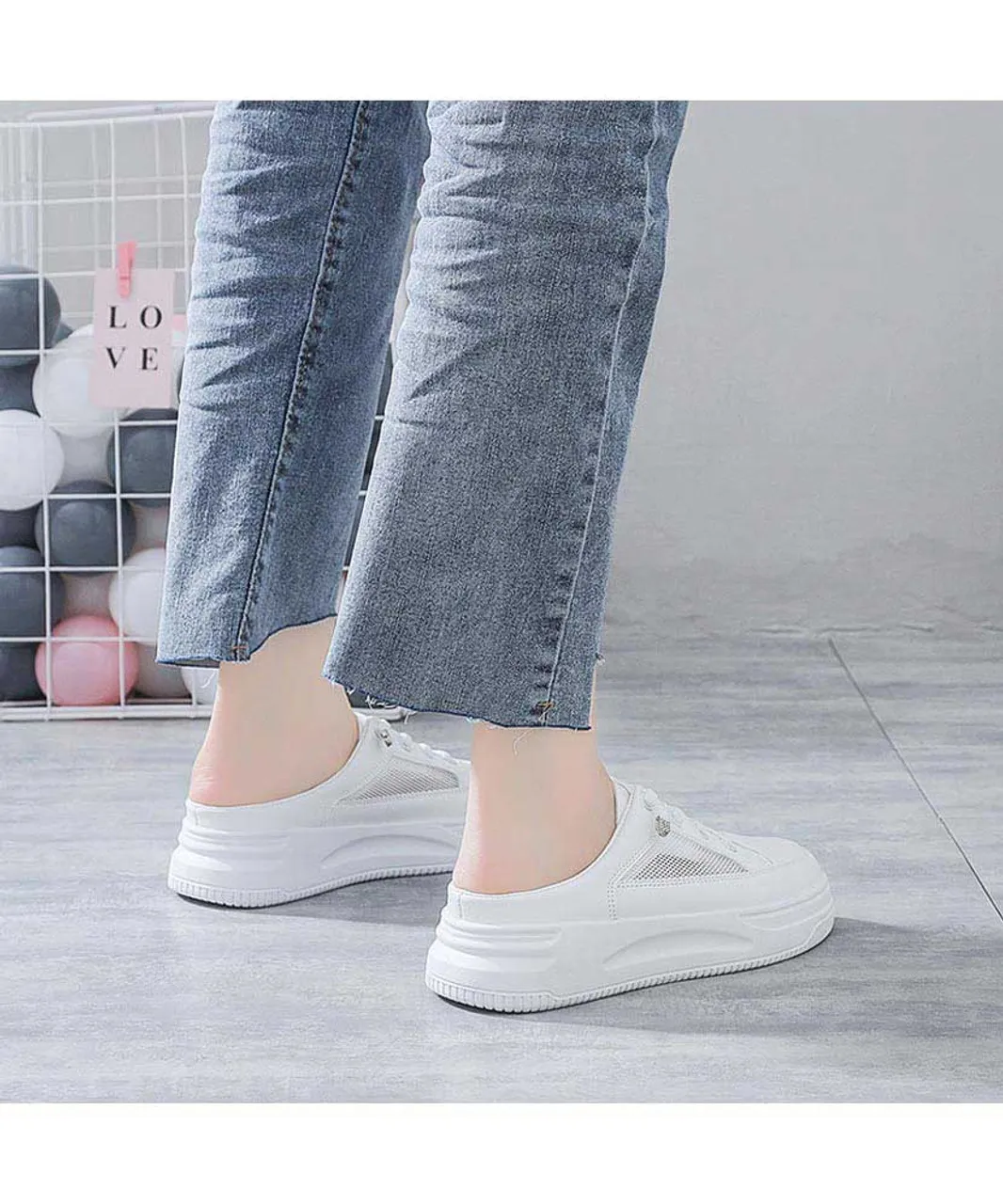 White lace hollow cut mule shoe sneaker