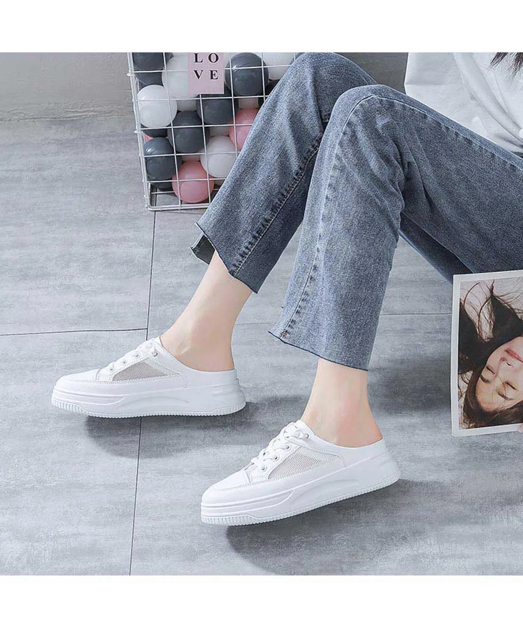 White lace hollow cut mule shoe sneaker