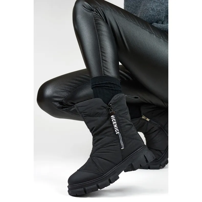 Women's high-top black snow boots